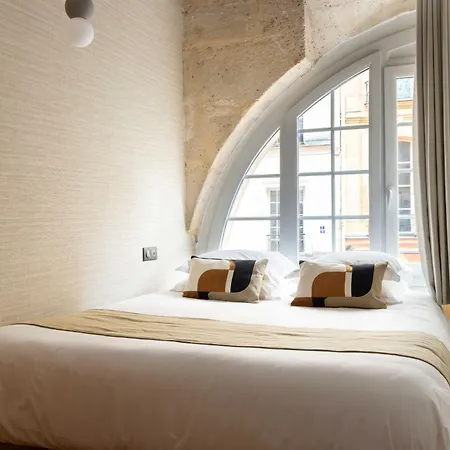 Appartamento Refurbished - 2br 6p - Chatelet Parigi